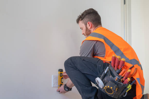 Best Circuit Breaker Repair  in Crest Hl, IL